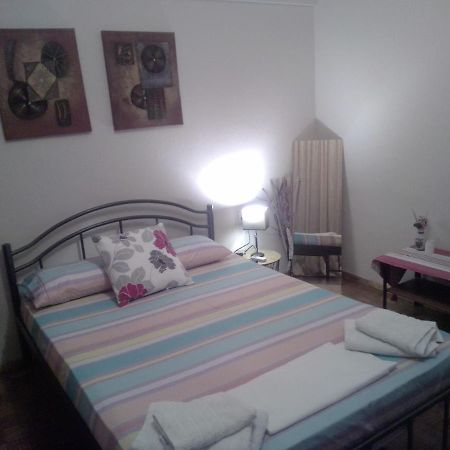 Room To Rent-Shared Wc Kavála ภายนอก รูปภาพ