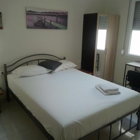 Room To Rent-Shared Wc Kavála ภายนอก รูปภาพ